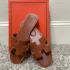 Oran H Sandals Slides